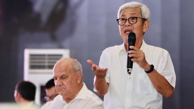 Tác giả Nguyễn Quang Bình_Ảnh Ngọc Ánh báo NLĐ